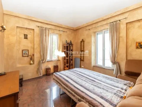 Sale, three bedroom apartment, 106m², Herceg Novi, Crna Gora - image 9