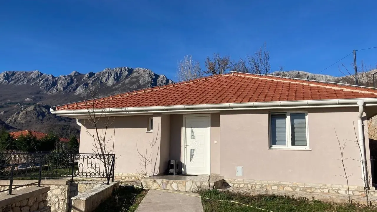 Prodaja, kuća, 100m², Bar, Crna Gora