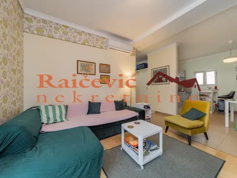 Prodaja, trosoban stan, 79m², Stari Grad, Beograd - image 5