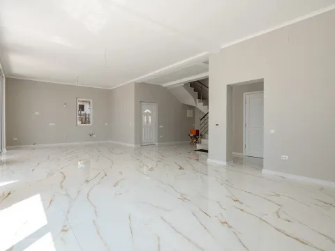 Prodaja, kuća, 210m², Zeleni Pojas, Bar - image 14