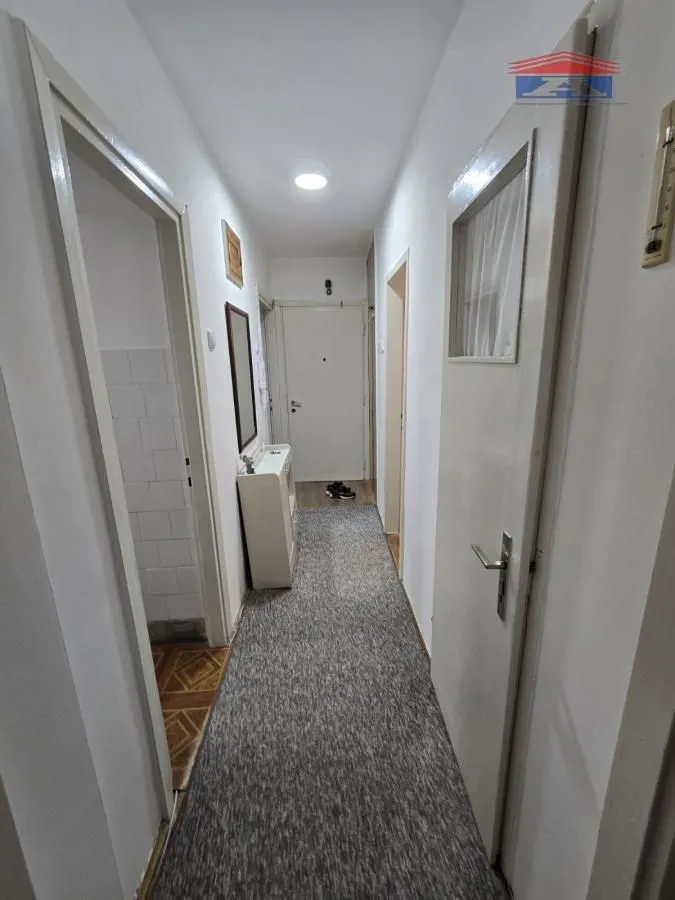 Izdavanje, dvosoban stan, 51m², Grbavica, Novi Sad Sve Podlokacije
