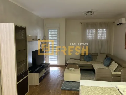 Izdavanje, dvosoban stan, 65m², City Kvart, Podgorica