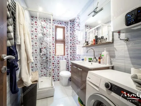 Prodaja, kuća, 250m², Bijela, Herceg Novi - image 24