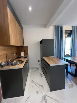 Rent, one bedroom apartment, 40m², Bečići, Budva - image 12