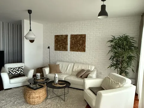 Rent, two bedroom apartment, 90m², Donji Stoliv, Kotor - image 2