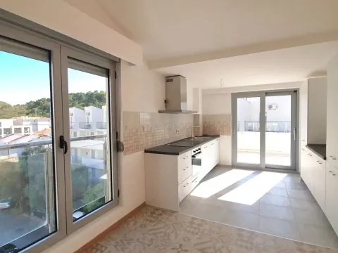 Prodaja, stan, 171m², Petrovac, Budva - image 2