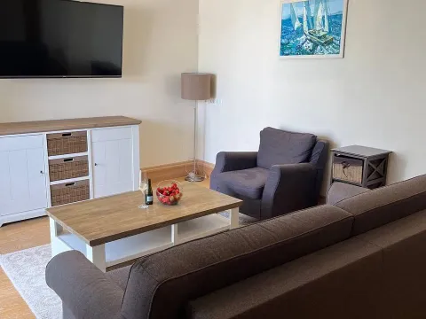 Prodaja, jednosoban stan, 79m², Porto Montenegro, Tivat - image 1