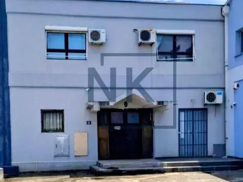Rent, office space, 95m², Stari Aerodrom, Podgorica - image 1