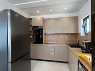 Izdavanje, kuća, 330m², Centar, Tivat - image 6