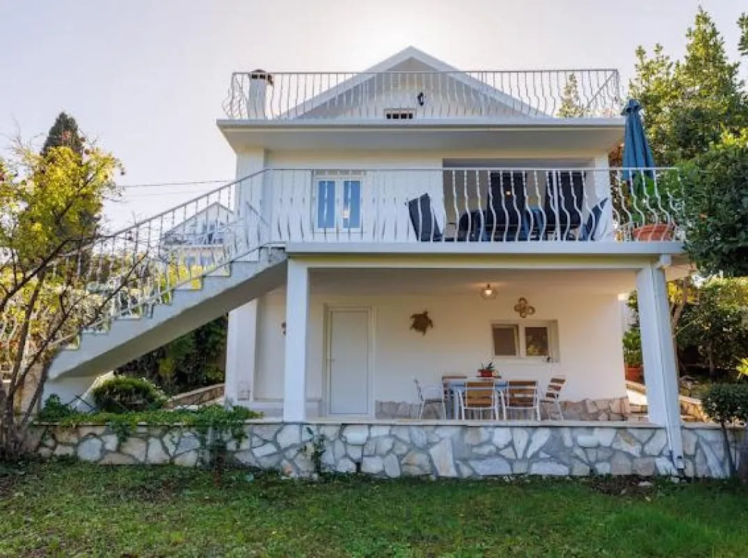 Prodaja, kuća, 190m², Utjeha, Ulcinj