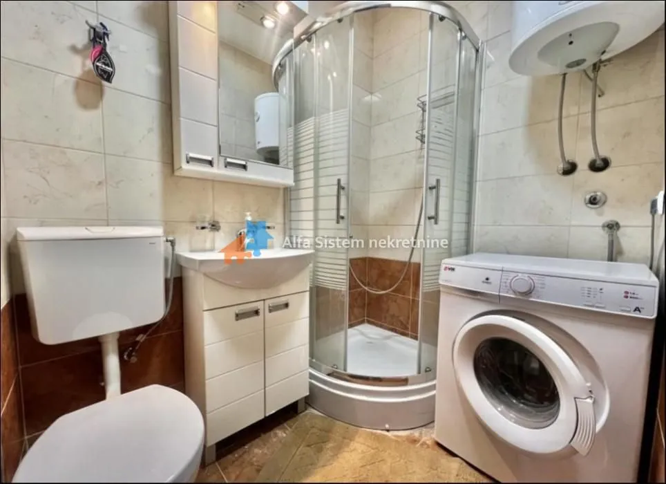 Izdavanje, stan, 40m², Lion, Zvezdara Sve Podlokacije