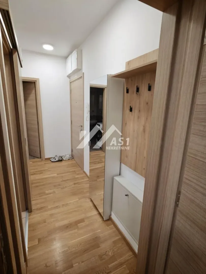 Izdavanje, dvosoban stan, 45m², Jugovićevo, Novi Sad Sve Podlokacije