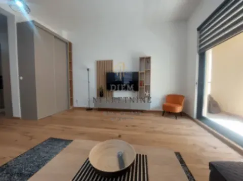 Rent, one bedroom apartment, 58m², Škaljari, Kotor - image 12