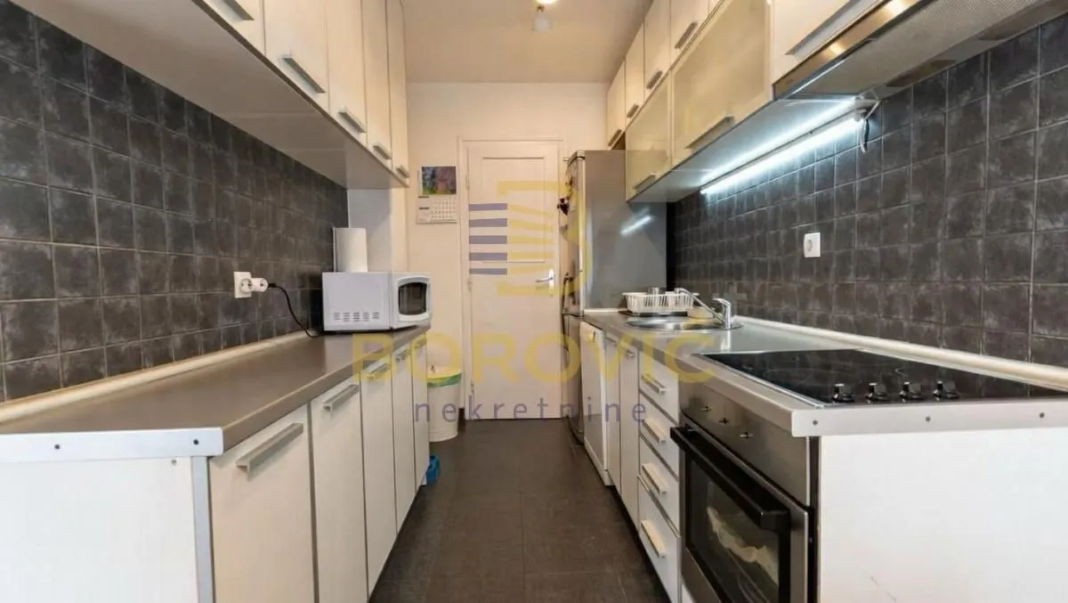 Sale, three bedroom apartment, 69m², Vračar Sve Podlokacije, Beograd