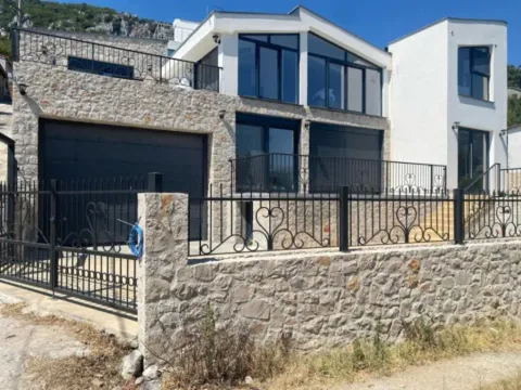 Sale, house, 250m², Sutomore, Bar