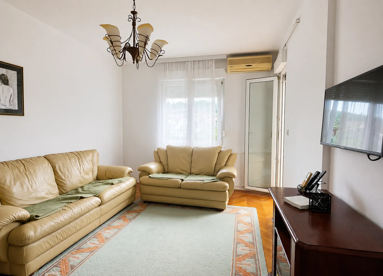 Izdavanje, dvosoban stan, 60m², Zagorič, Podgorica