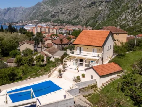 Prodaja, kuća, 1000m2, Škaljari, Kotor Prodaja, kuća, 1000m2, Škaljari, Kotor