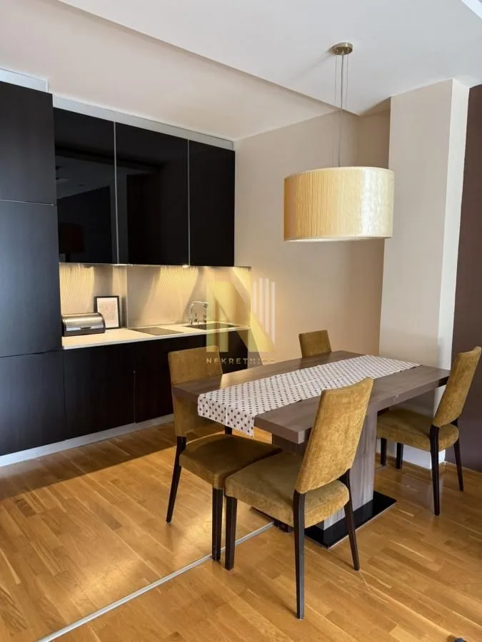 Izdavanje, dvosoban stan, 59m², Liman 3, Novi Sad Sve Podlokacije