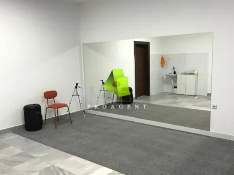 Poslovni prostor in Pantelej