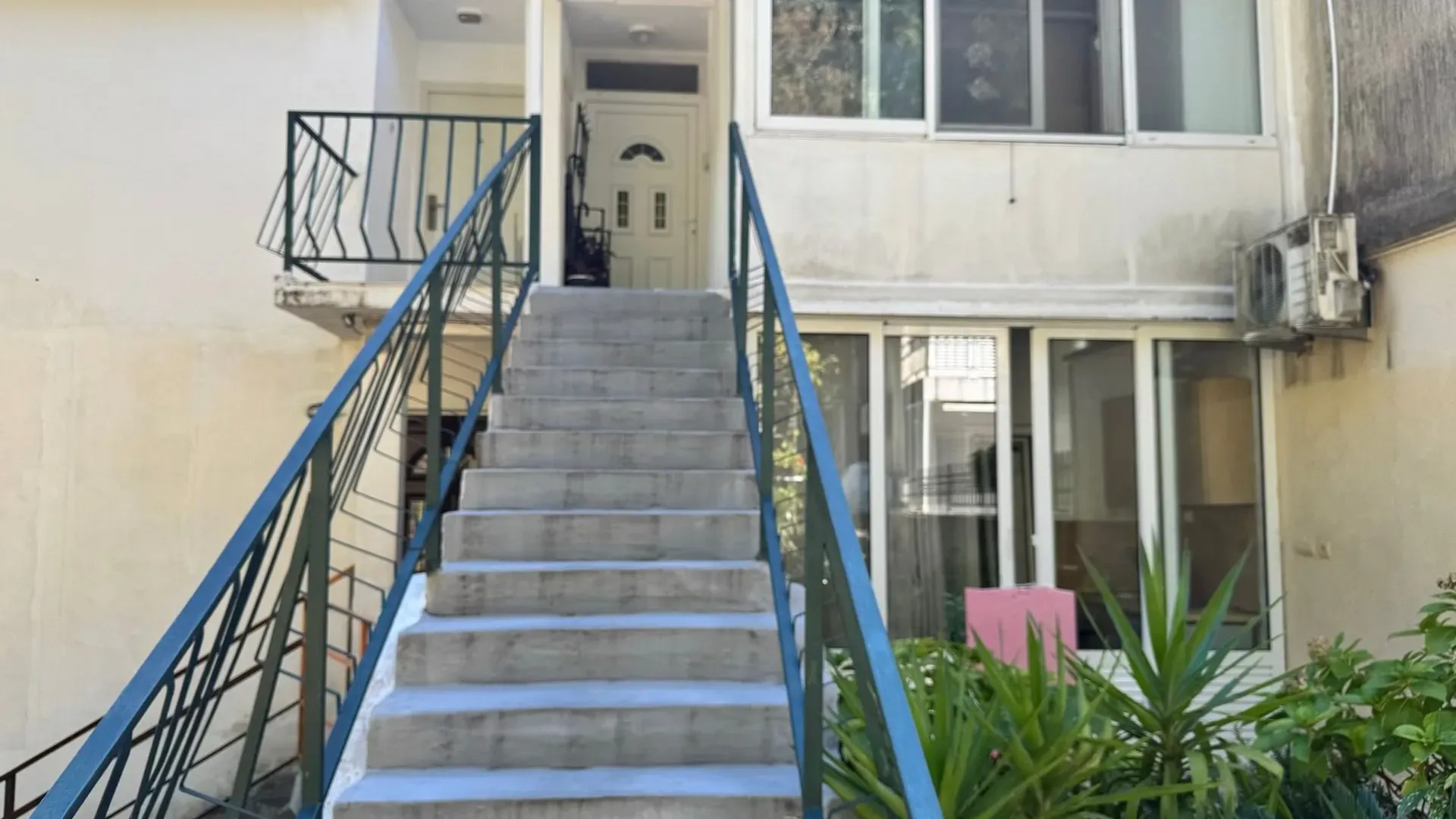 Sale, two bedroom apartment, 59m², Bečići, Budva