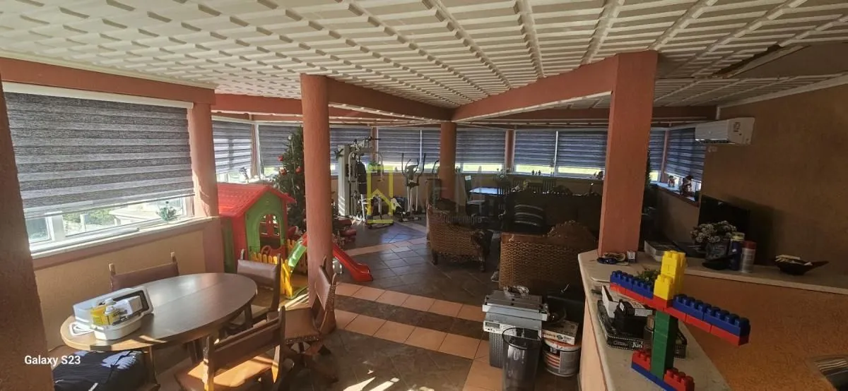 Prodaja, kuća, 350m², Danilovgrad, Crna Gora
