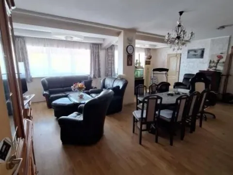 Prodaja, kuća, 902m², Šimanovci, Pećinci - image 2