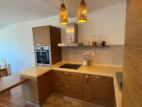 Prodaja, dvosoban stan, 102m², Stoliv, Kotor - image 9