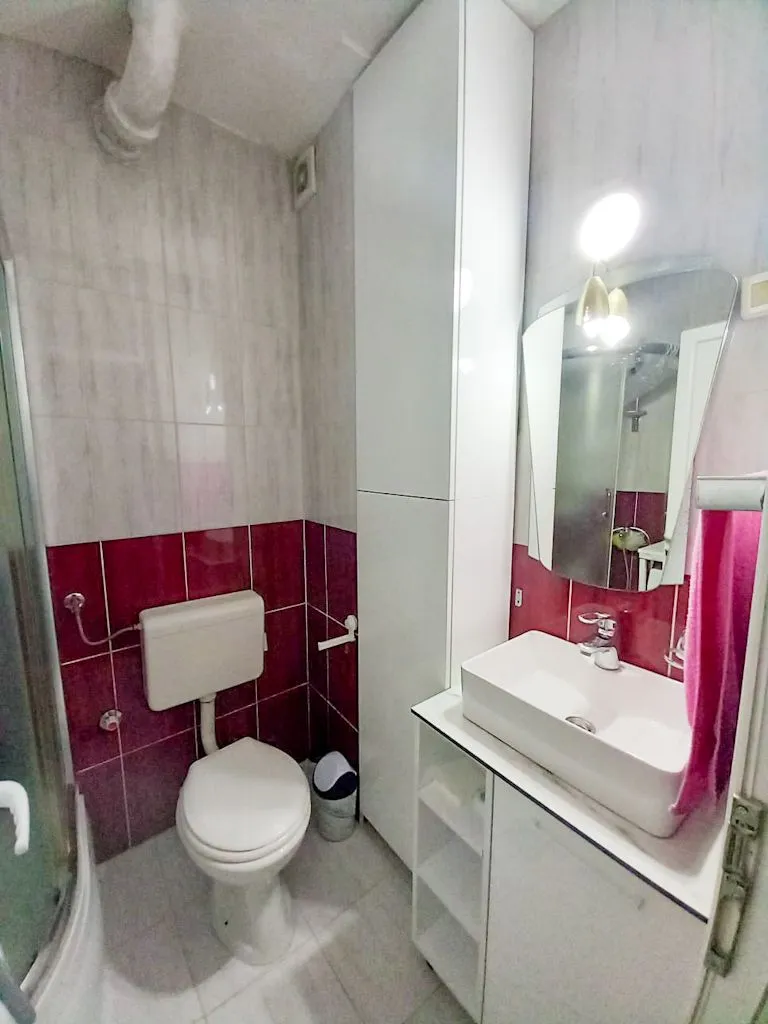 Izdavanje, jednosoban stan, 20m², Gintaš, Podgorica