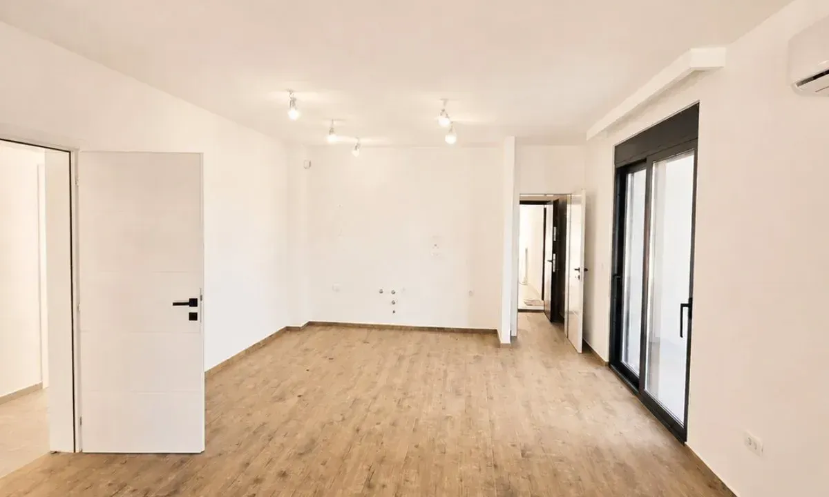 Prodaja, stan, 120m², Kotor, Crna Gora