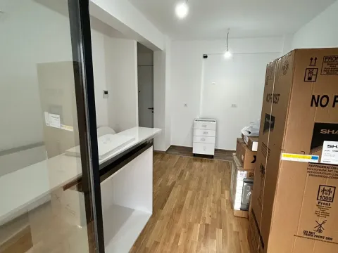 Prodaja, jednosoban stan, 40m², Šušanj, Bar - image 7