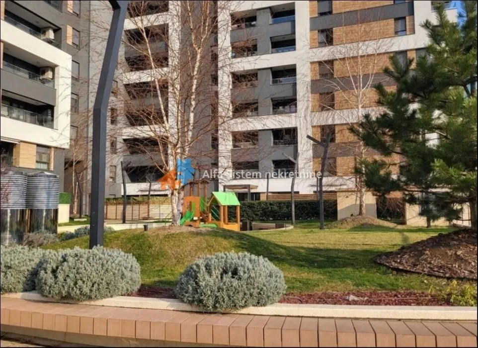 Izdavanje, četvorosoban stan, 100m², Novi Beograd Blok 65, Novi Beograd Sve Podlokacije