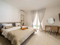 Izdavanje, kuća, 315m², Tivat, Crna Gora - image 6