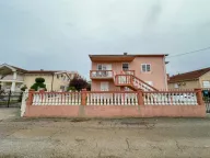 Prodaja, kuća, 250m², Dalmatinska ulica, Podgorica - image 3