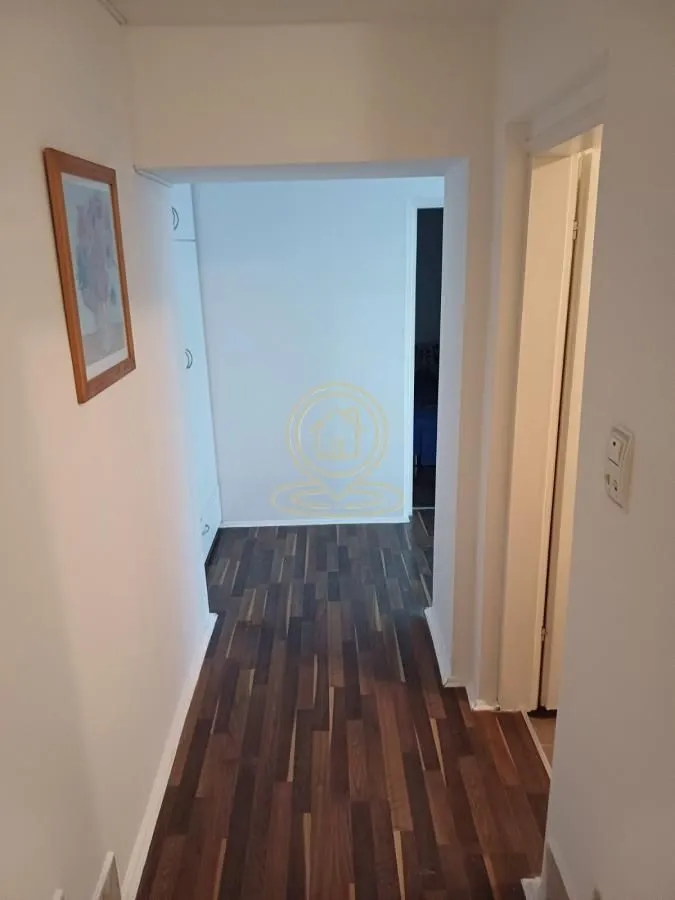Izdavanje, dvosoban stan, 41m², Čubura, Beograd