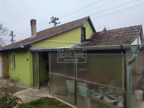 Prodaja, kuća, 73m², Zorka, Subotica - image 1