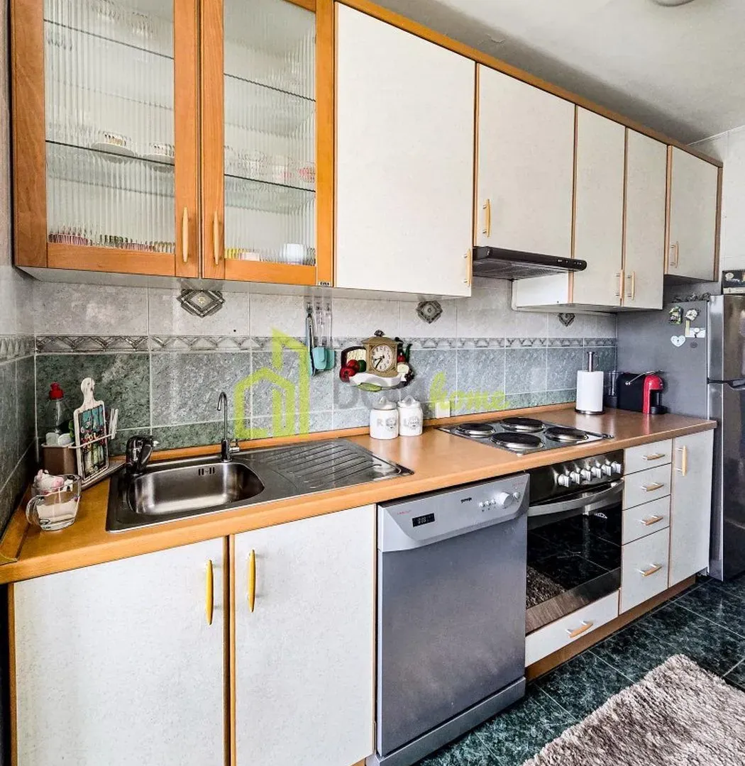 Prodaja, dvosoban stan, 85m², Preko Morače, Podgorica