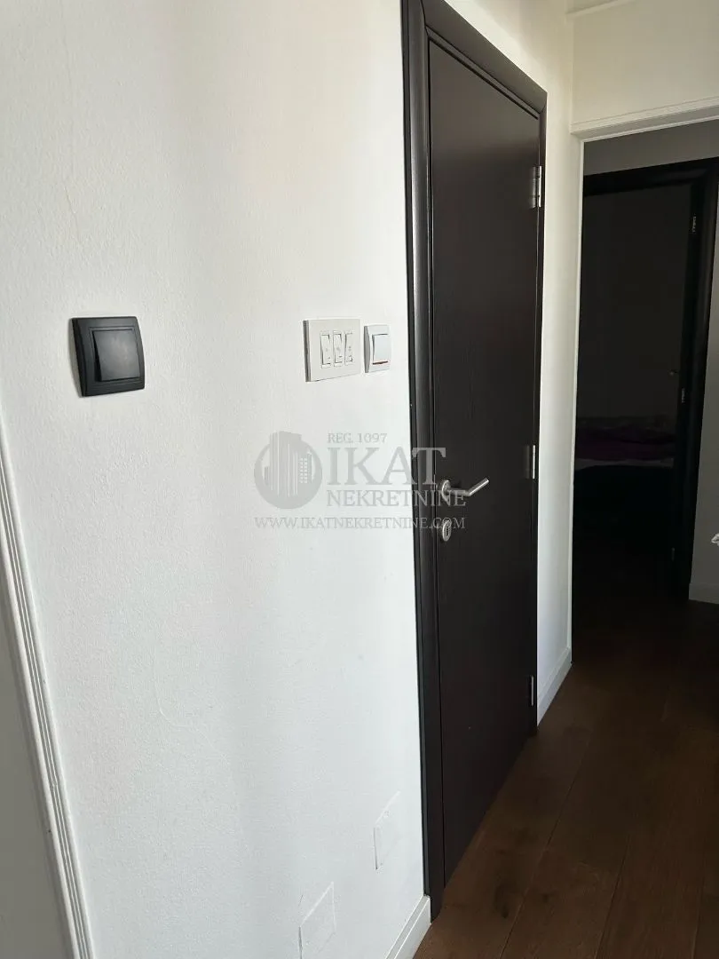 Sale, four bedroom apartment, 125m², Bežanija, Beograd