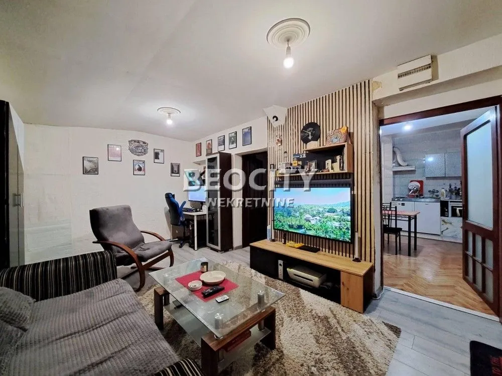 Sale, two bedroom apartment, 40m², Čubura, Beograd