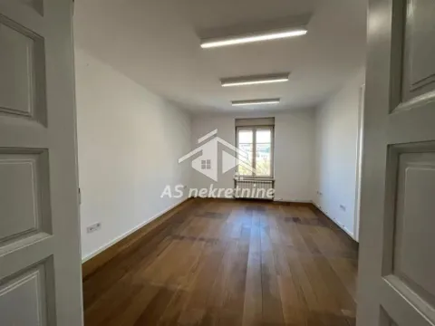 Izdavanje, poslovni prostor, 135m², Tašmajdan, Palilula Sve Podlokacije - image 3