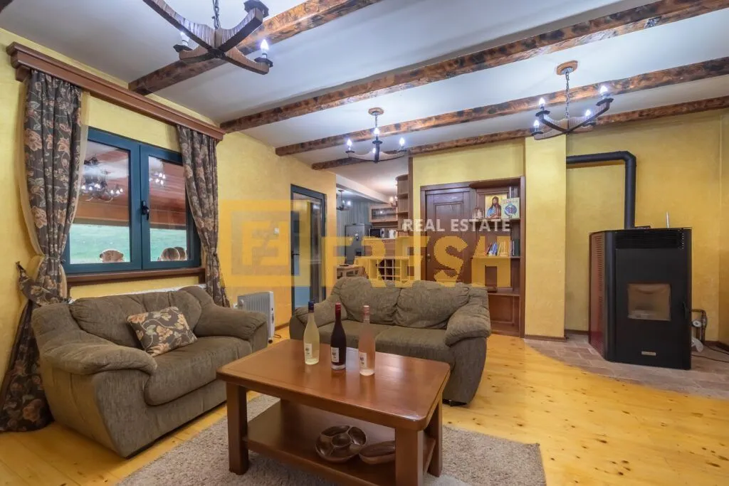 Prodaja, kuća, 300m², Žabljak, Crna Gora