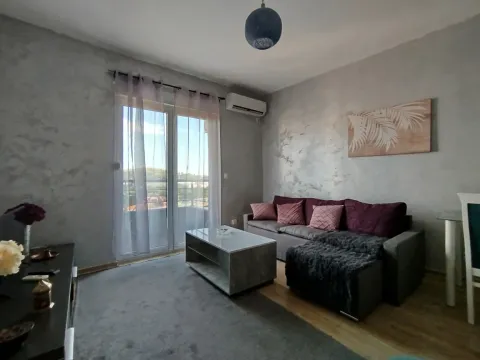 Izdavanje, stan, 50m², Kod Big Fashion-a, Podgorica - image 8