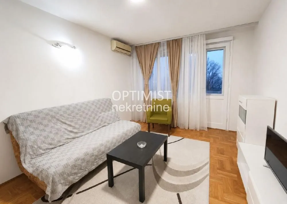 Prodaja, trosoban stan, 71m², Autokomanda, Voždovac Sve Podlokacije