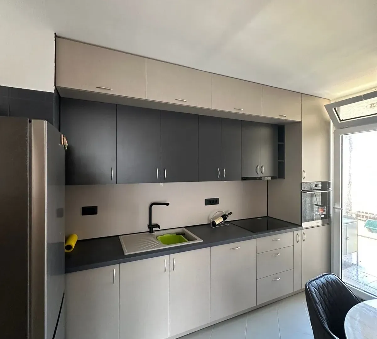 Rent, three bedroom apartment, 105m², Centar, Bar