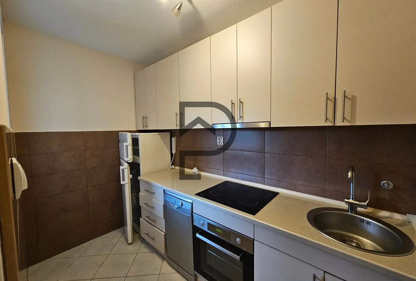 Rent, apartment, 81m², Zabjelo, Podgorica