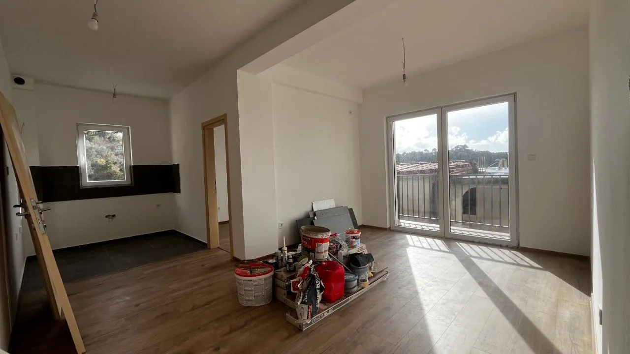 Sale, two bedroom apartment, 54m², Petrovac, Budva