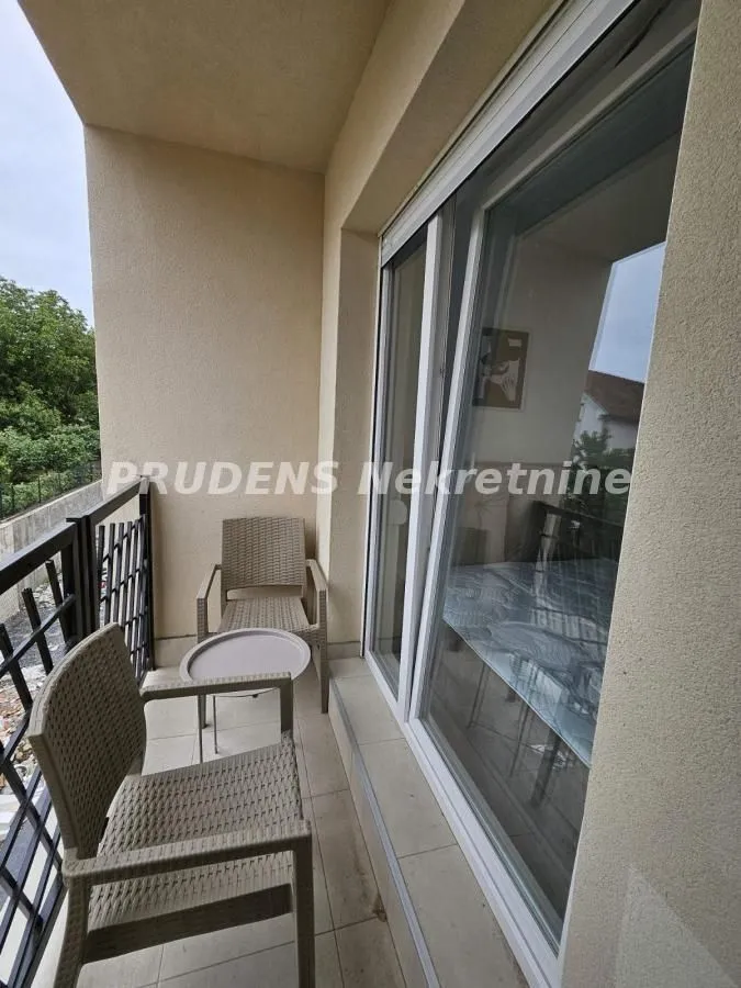 Rent, one bedroom apartment, 35m², Ledine, Beograd
