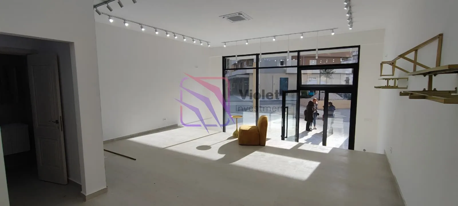 Rent, office space, 51m², Central Point, Podgorica