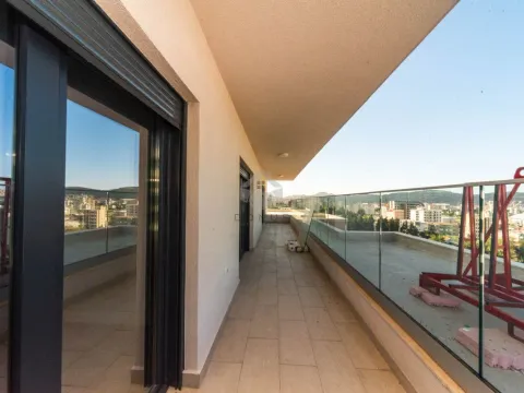 Prodaja, trosoban stan, 131m², Bar, Crna Gora - image 11