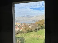 Prodaja, trosoban stan, 94m², Kotor, Crna Gora - image 1