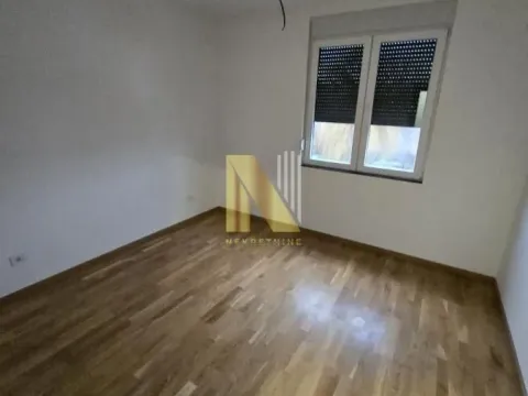 Prodaja, trosoban stan, 84m², Alibegovac, Petrovaradin - image 9